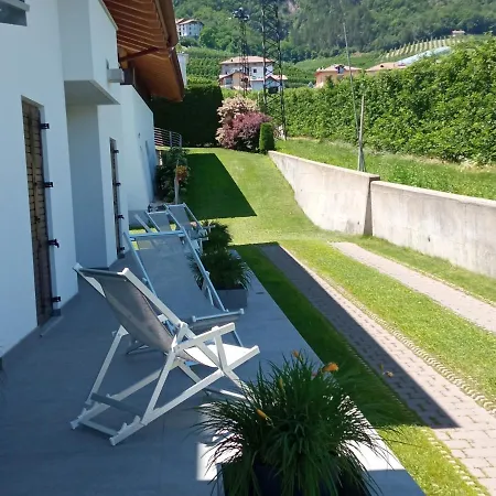 Bed & Breakfast Agritur Deromedi *