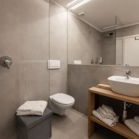 Agritur Deromedi * Cles